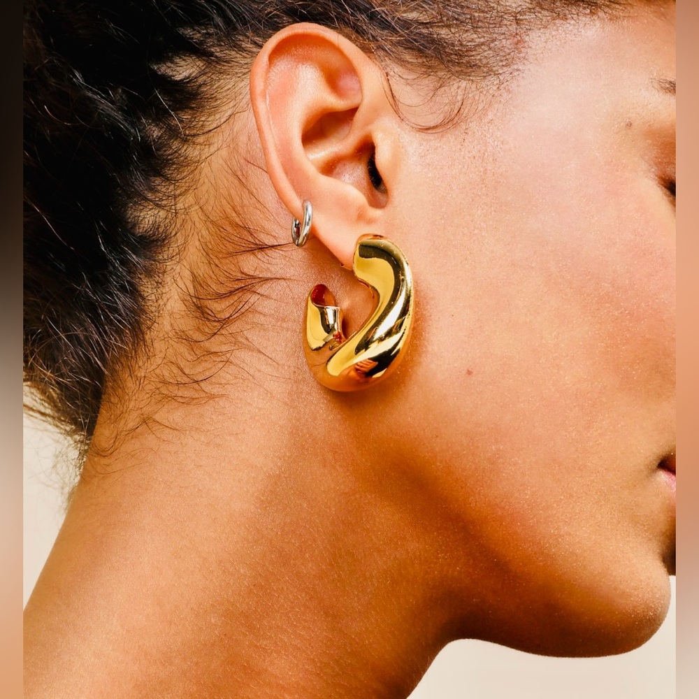 NEW Lulus Gorgeous Effect Gold Chunky Bubble Hoop Earrings